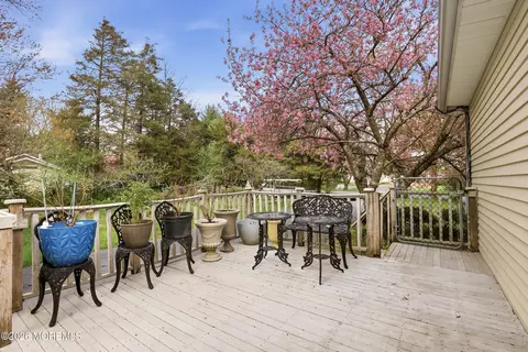 Exterior - 376 Cook Rd, Jackson, NJ 08527 photo 5 of 15