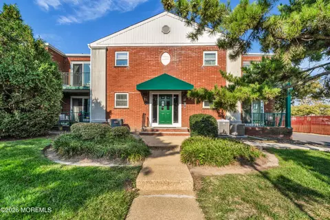 65 Cedar Ave #D14, Long Branch, NJ 07740