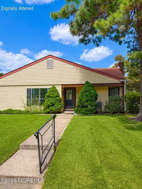 599 Devonshire Ln # A, Manchester, NJ 08759
