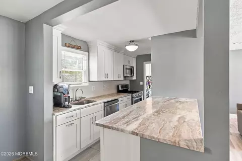 Kitchen - 333 Constitution Dr, Forked River, NJ 08731 photo 1 of 3