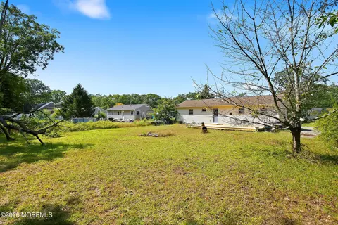 Exterior - 333 Constitution Dr, Forked River, NJ 08731 photo 5 of 5