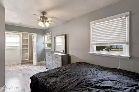 Bedroom - 333 Constitution Dr, Forked River, NJ 08731 photo 2 of 3