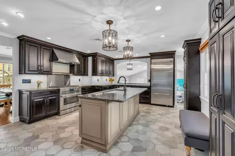 Kitchen - 824 William Dr, Brielle, NJ 08730 photo 1 of 6