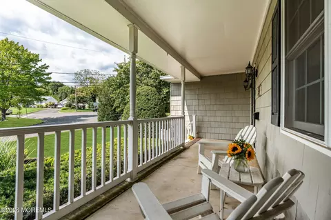 Exterior - 824 William Dr, Brielle, NJ 08730 photo 6 of 24