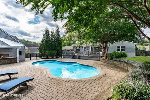Exterior - 824 William Dr, Brielle, NJ 08730 photo 18 of 24