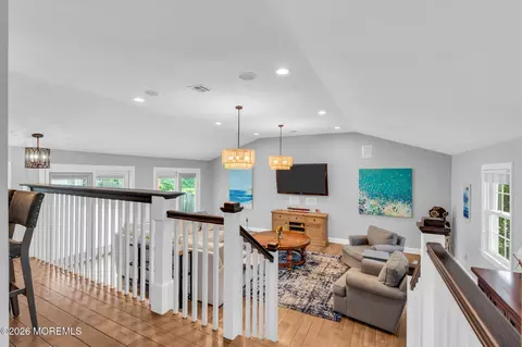 Living - 824 William Dr, Brielle, NJ 08730 photo 4 of 9