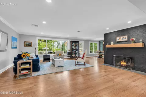Living - 824 William Dr, Brielle, NJ 08730 photo 1 of 9