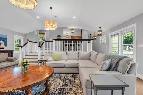Living - 824 William Dr, Brielle, NJ 08730 photo 7 of 9