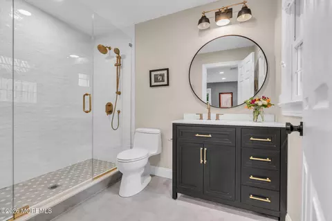 Bath - 824 William Dr, Brielle, NJ 08730 photo 1 of 5