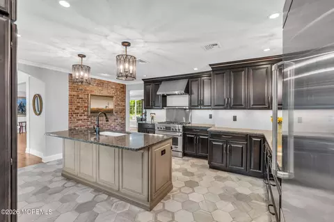 Kitchen - 824 William Dr, Brielle, NJ 08730 photo 5 of 6