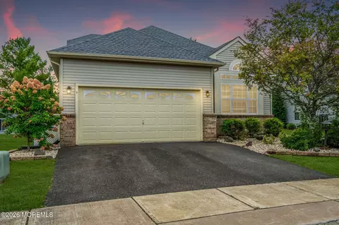 7 Ravello Rd, Manchester, NJ 08759