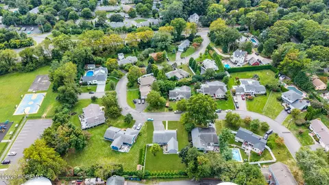 View/Area - 712 Howell Dr, Brielle, NJ 08730 photo 4 of 14
