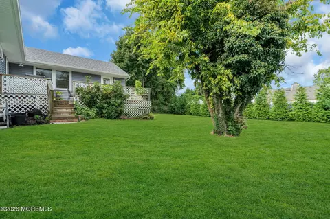 Exterior - 712 Howell Dr, Brielle, NJ 08730 photo 8 of 9