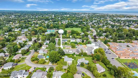 View/Area - 712 Howell Dr, Brielle, NJ 08730 photo 3 of 14
