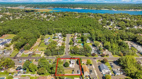 239 Drum Point Rd, Brick, NJ 08723 photo 4