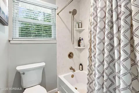 Bath - 45 Oak Ter, Howell, NJ 07731 photo 2 of 3