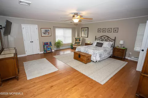 Bedroom - 40 Weldon Rd, Matawan, NJ 07747 photo 3 of 11