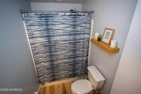 Bath - 40 Weldon Rd, Matawan, NJ 07747 photo 4 of 4