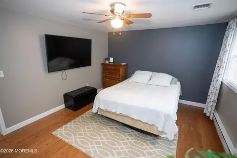 Bedroom - 40 Weldon Rd, Matawan, NJ 07747 photo 8 of 11