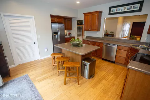 Kitchen - 40 Weldon Rd, Matawan, NJ 07747 photo 1 of 2