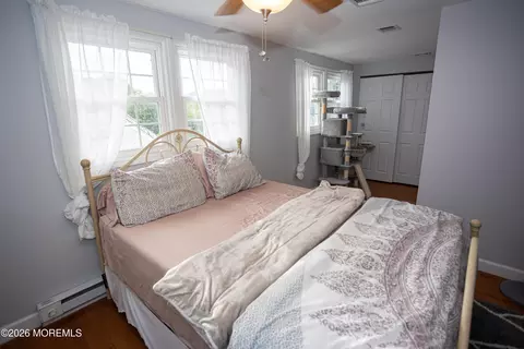Bedroom - 40 Weldon Rd, Matawan, NJ 07747 photo 9 of 11