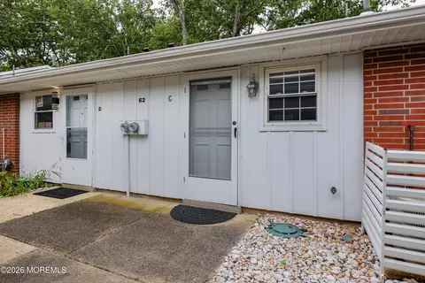 62 Buckingham Dr # C, Lakewood, NJ 08701