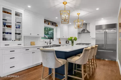 Kitchen - 19 Circle Dr, Rumson, NJ 07760 photo 1 of 6