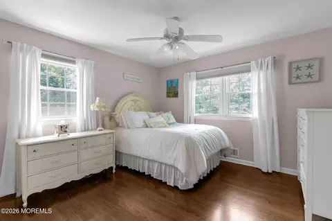Bedroom - 19 Circle Dr, Rumson, NJ 07760 photo 3 of 5