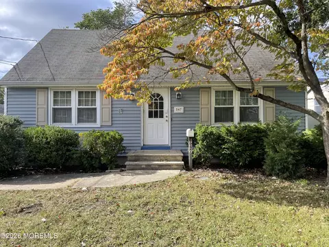 547 Oak Ter, Point Pleasant, NJ 08742