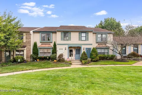11 Interlaken Ct #4, Freehold, NJ 07728