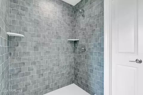 Bath - 301 Reef Ct, Forked River, NJ 08731 photo 9 of 9