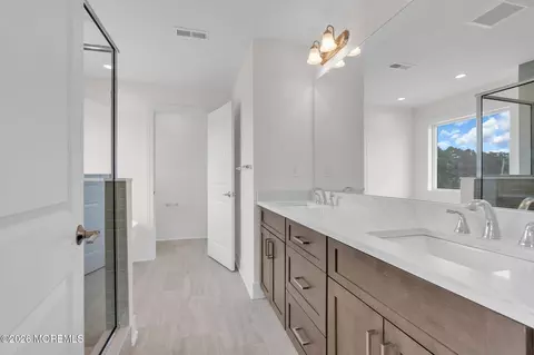 Bath - 301 Reef Ct, Forked River, NJ 08731 photo 1 of 9