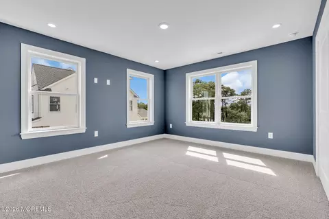Bedroom - 301 Reef Ct, Forked River, NJ 08731 photo 2 of 6