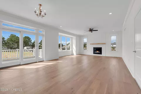 Living - 301 Reef Ct, Forked River, NJ 08731 photo 6 of 10