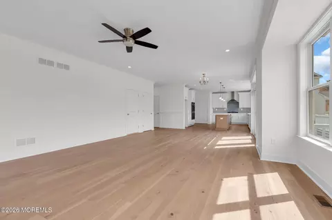 Living - 301 Reef Ct, Forked River, NJ 08731 photo 9 of 10