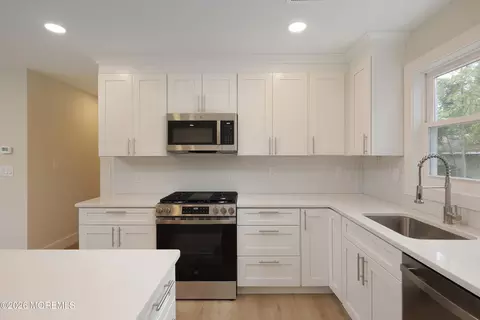 Kitchen - 1703 Whitcomb Rd, Forked River, NJ 08731 photo 2 of 3