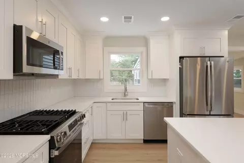 Kitchen - 1703 Whitcomb Rd, Forked River, NJ 08731 photo 3 of 3