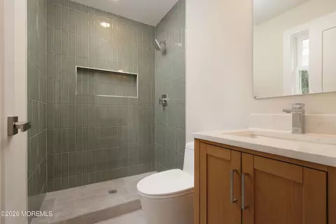 Bath - 1703 Whitcomb Rd, Forked River, NJ 08731 photo 1 of 3
