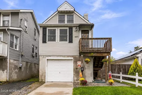 920 6th St, Union Beach, NJ 07735