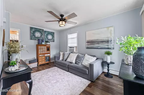 13 Sidney Ter, Keansburg, NJ 07734