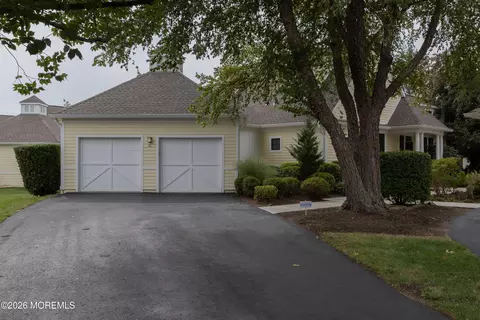 21 Adams Way, Shrewsbury, NJ 07702