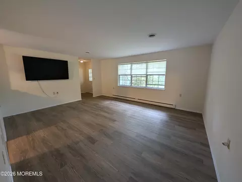 36 Sterling St # C, Manchester, NJ 08759