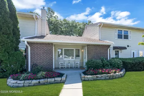 466 Crawford St, Eatontown, NJ 07724