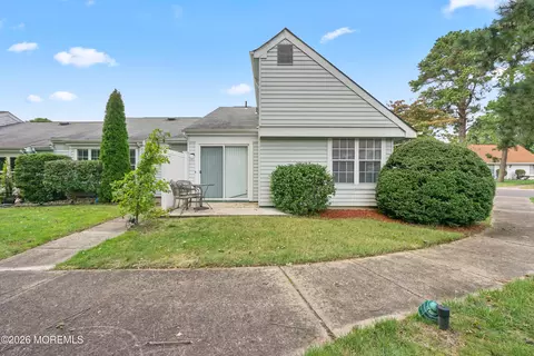 439 Chesterfield Ct # H, Manchester, NJ 08759