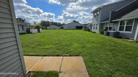 Exterior - 4 Doris Dr, Brick, NJ 08724 photo 5 of 10