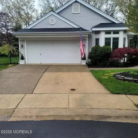 2335 Kira Ct, Toms River, NJ 08755