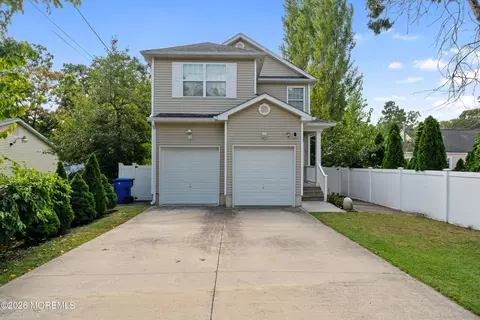 606 Barnegat Ave, Toms River, NJ 08755
