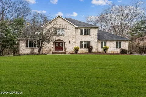 3 Shira Ln, Manalapan, NJ 07726