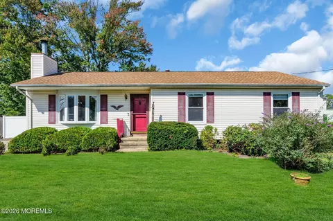 1228 Spray Ave, Beachwood, NJ 08722