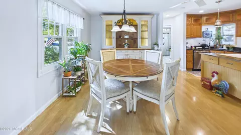 Dining - 229 19th Ave, Brick, NJ 08724 photo 3 of 5